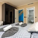 Santa Catarina Villa *