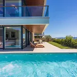 Santa Catarina Villa *
