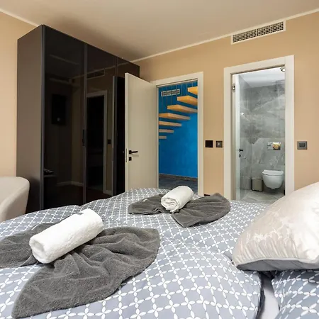 Santa Catarina Villa *