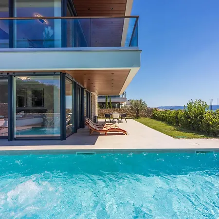 Santa Catarina Villa *